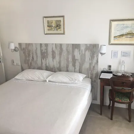 Fiera Bed & Breakfast *